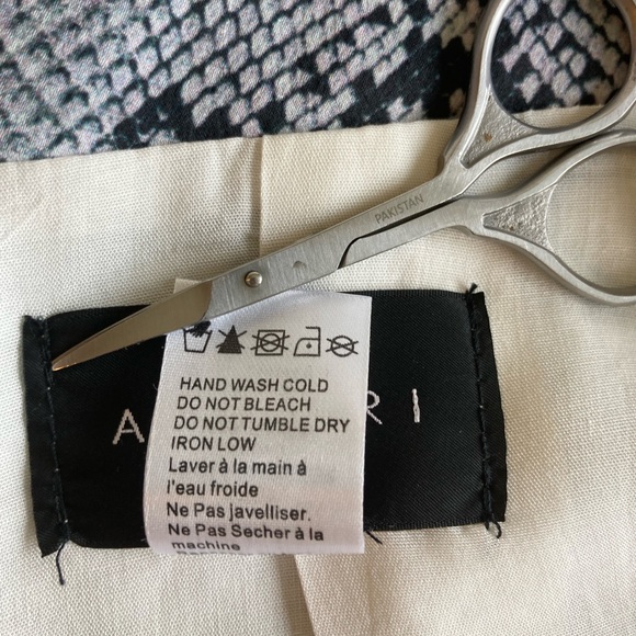 New Animari Blue Grey Snake Print Polyester Light Weight Blazer size L - Picture 13 of 15